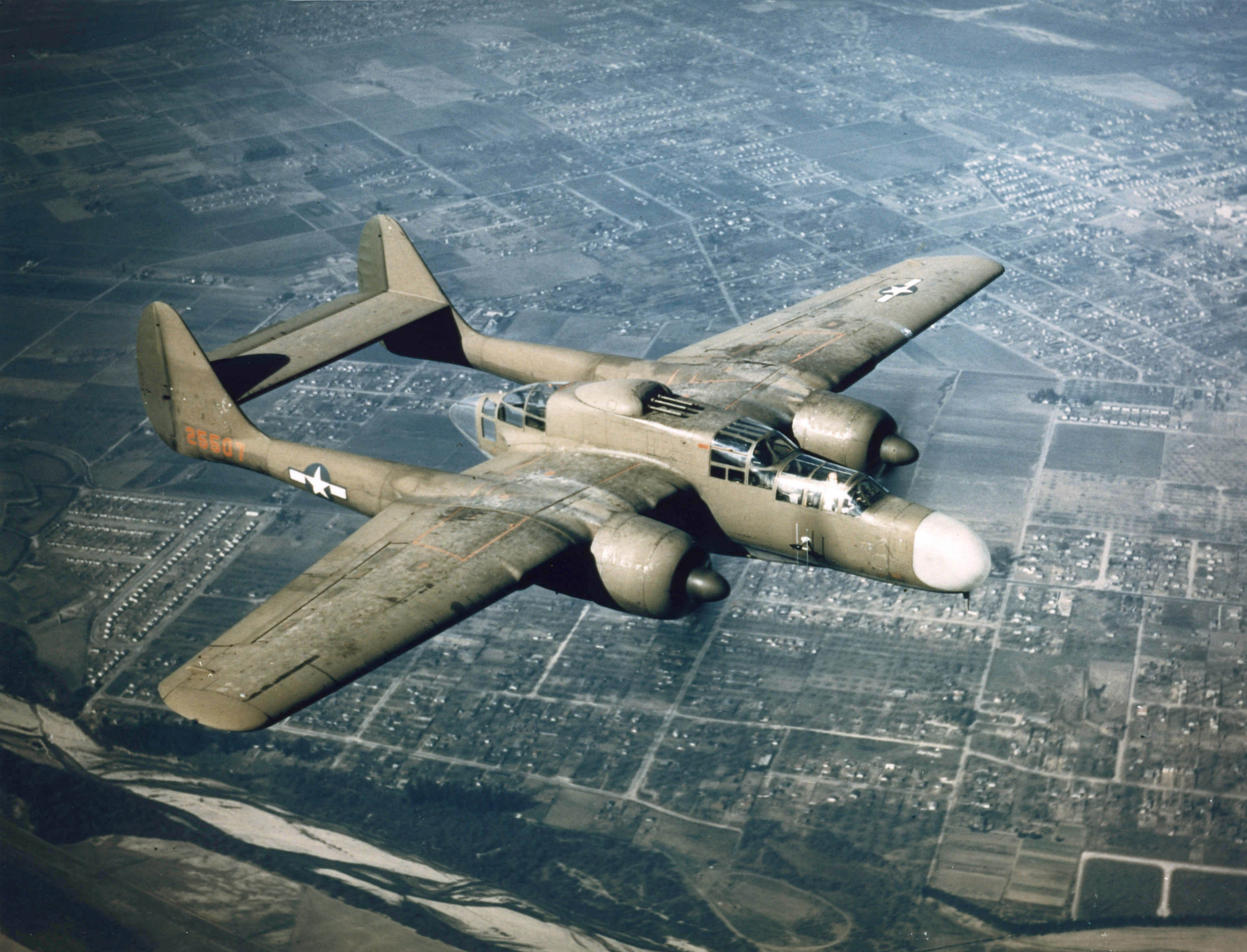 Northrop_P-61_green_airborne.jpg