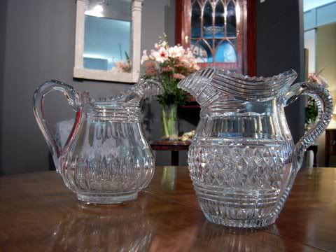 8MCjWnrr_two_jugs.jpg