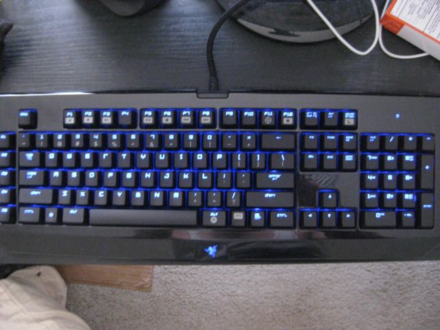 razerblackwidowultimate001.jpg